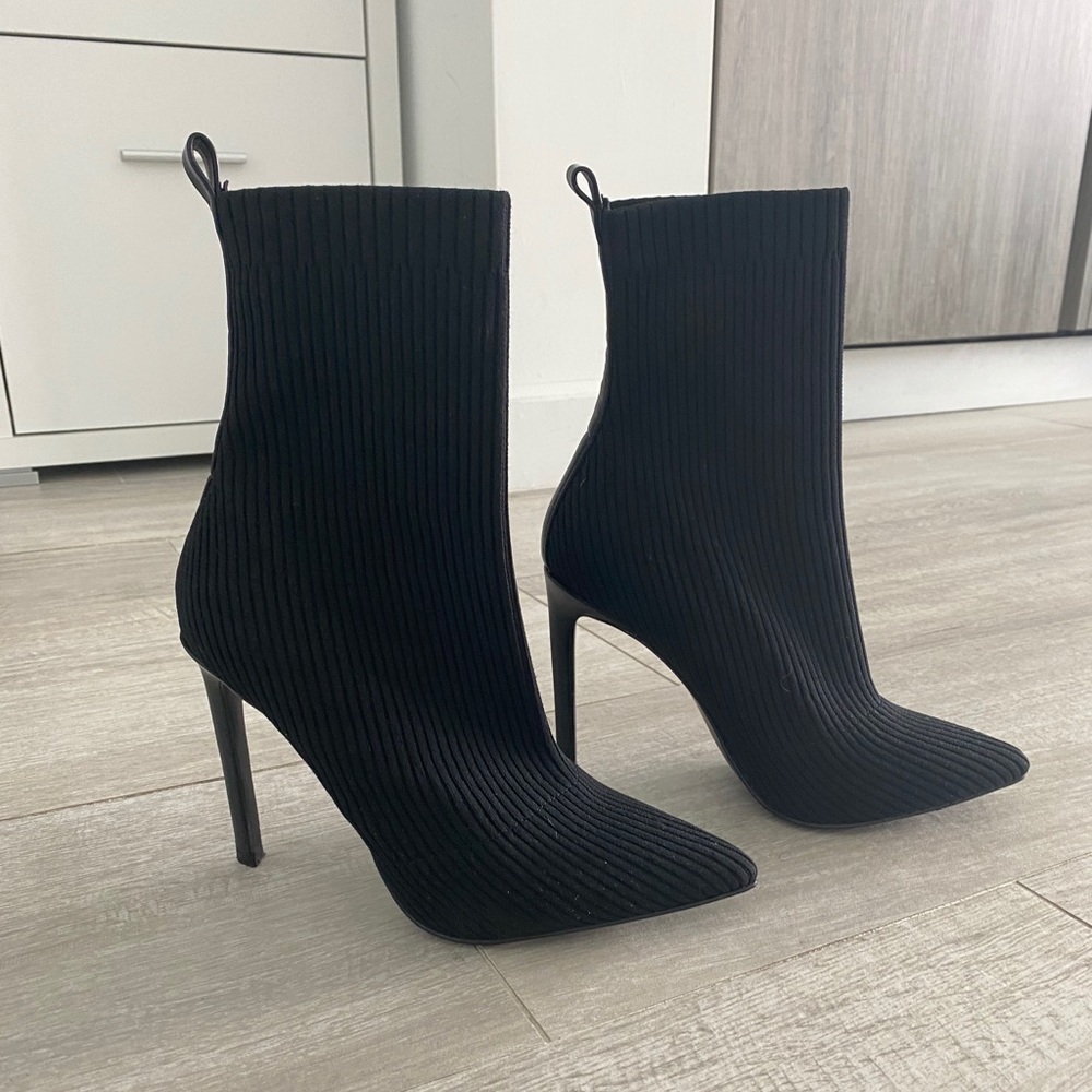 Steve Madden Doler Booties